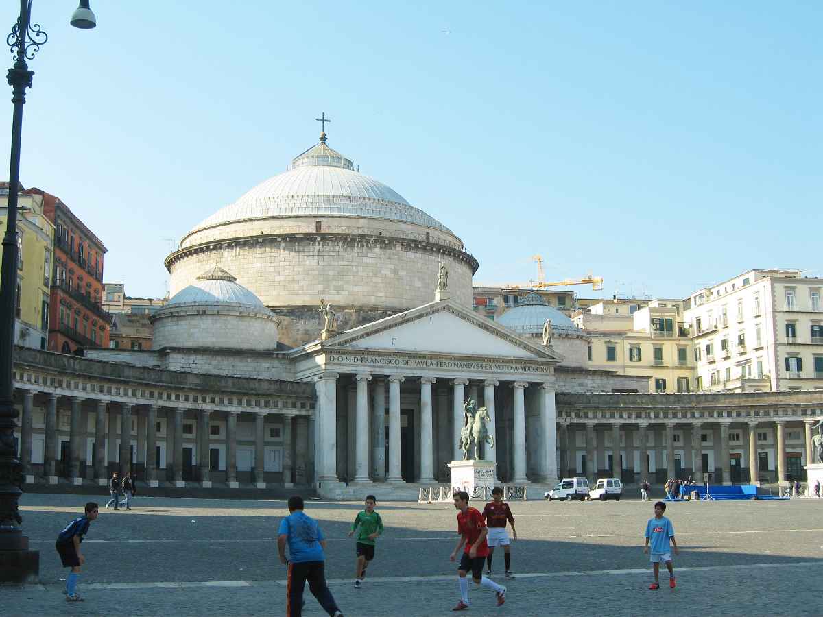 Neapel Piazza del Plebiscito